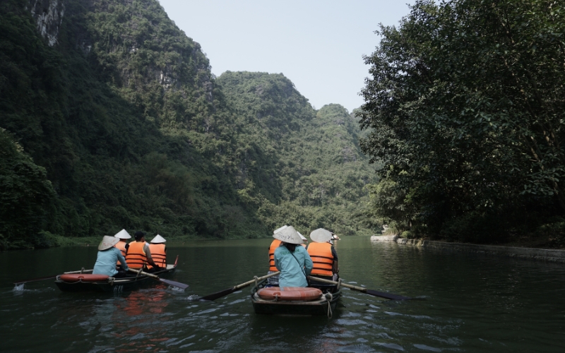 hướng dẫn viên du lịch