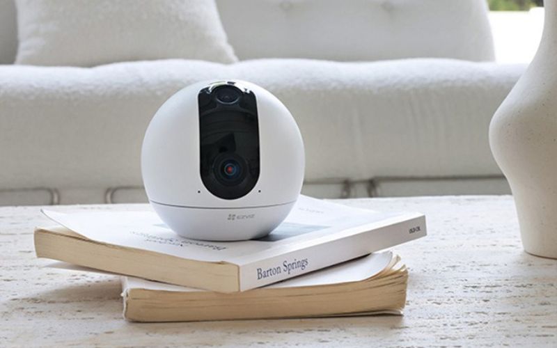Camera wifi Ezviz C60P không dây có màu 